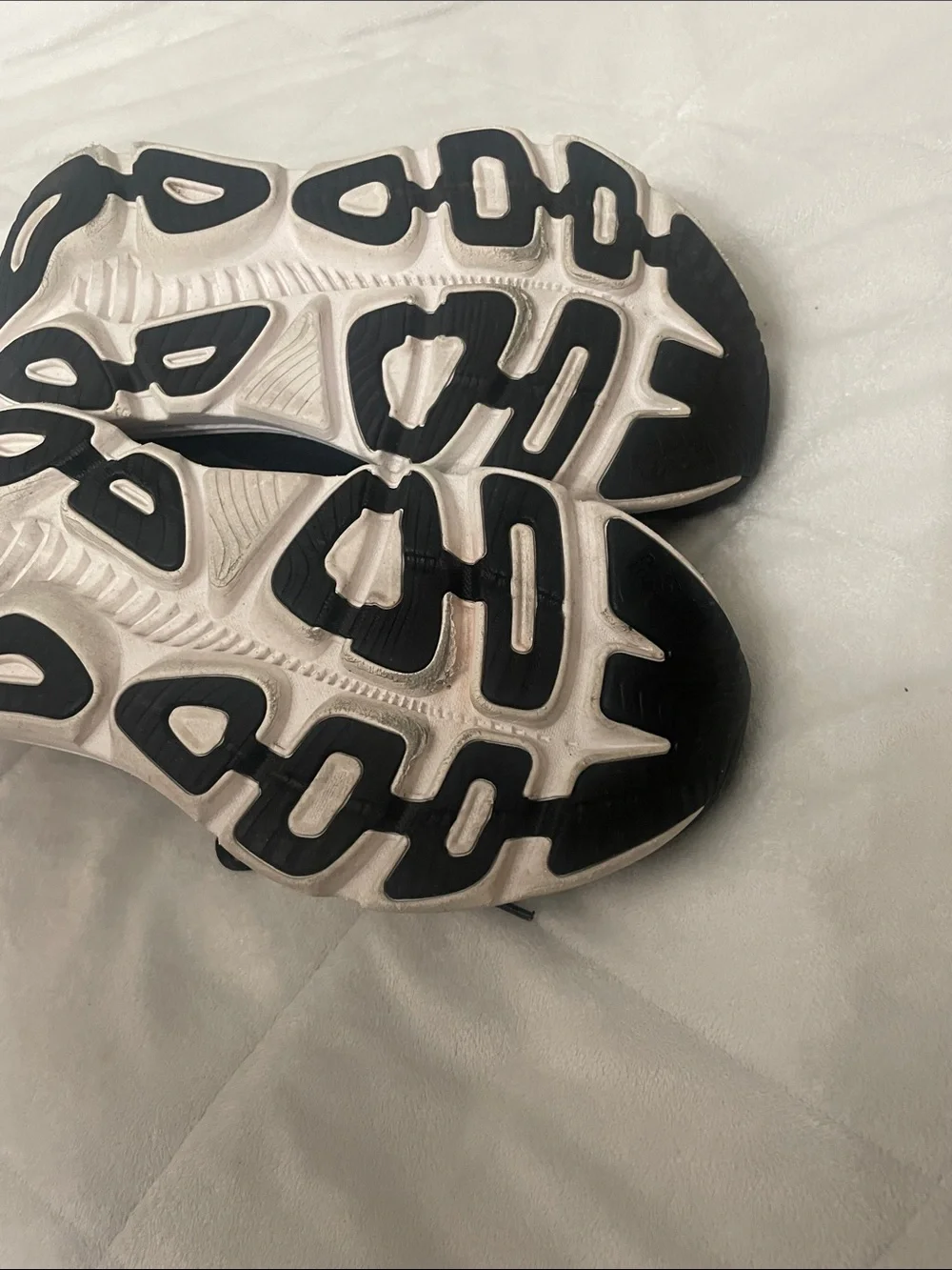 Hoka Gaviota 5 Black with White Logo